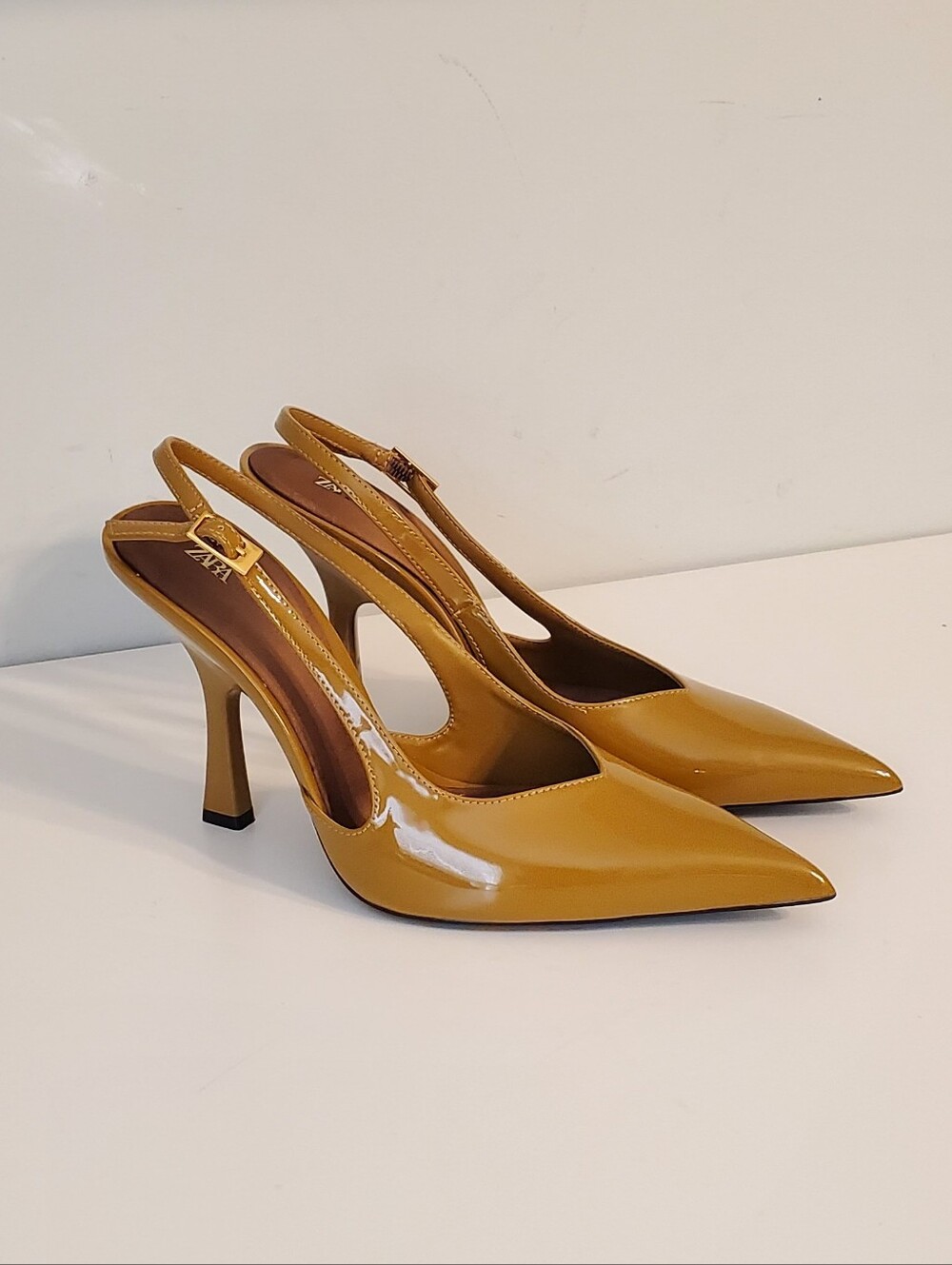 NEW! Zara Faux Patent Slingback Heels Size 9